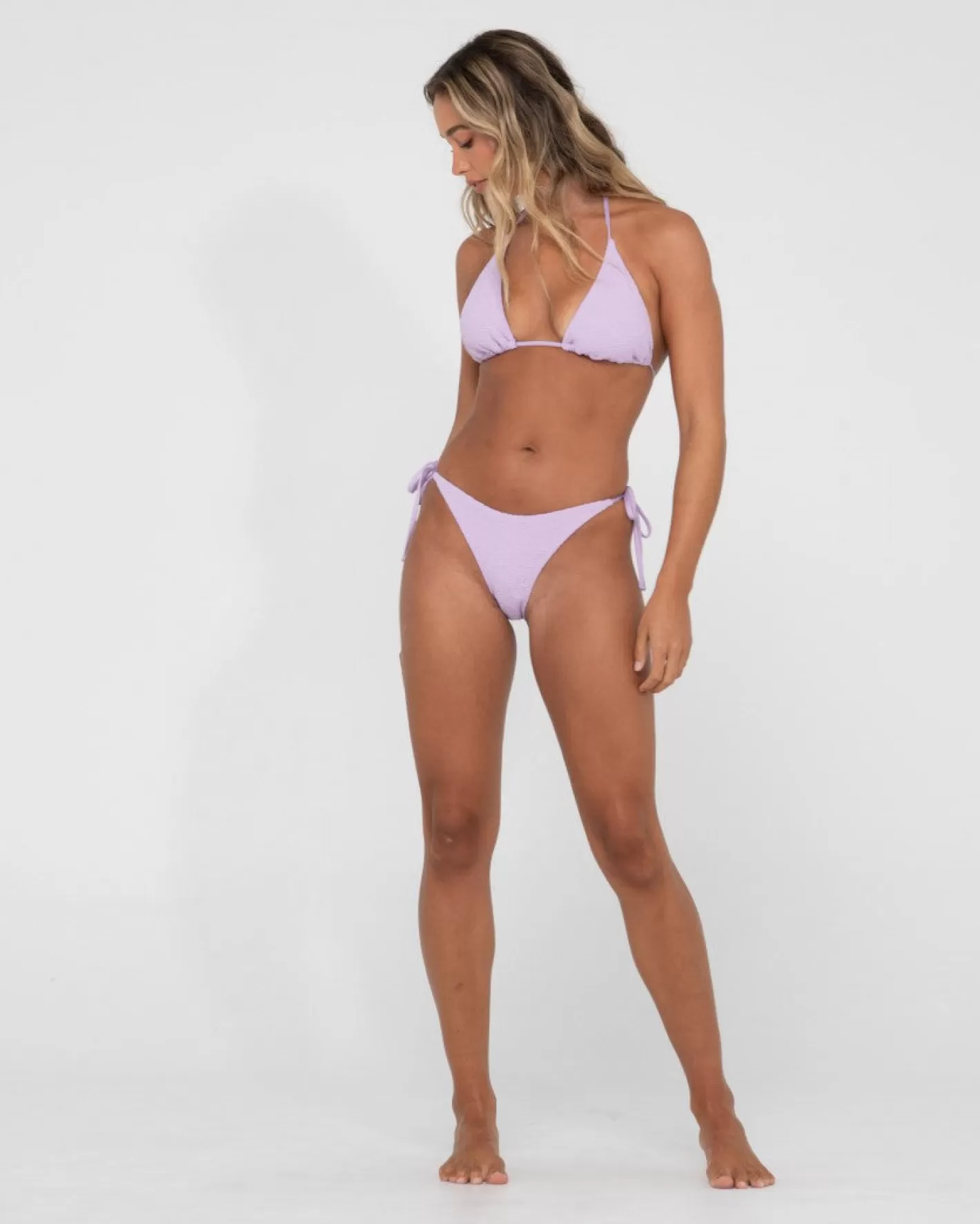 Mujer Rusty Braguita De Bikini Midi Con Lazos Laterales Texturizados De Sandalo