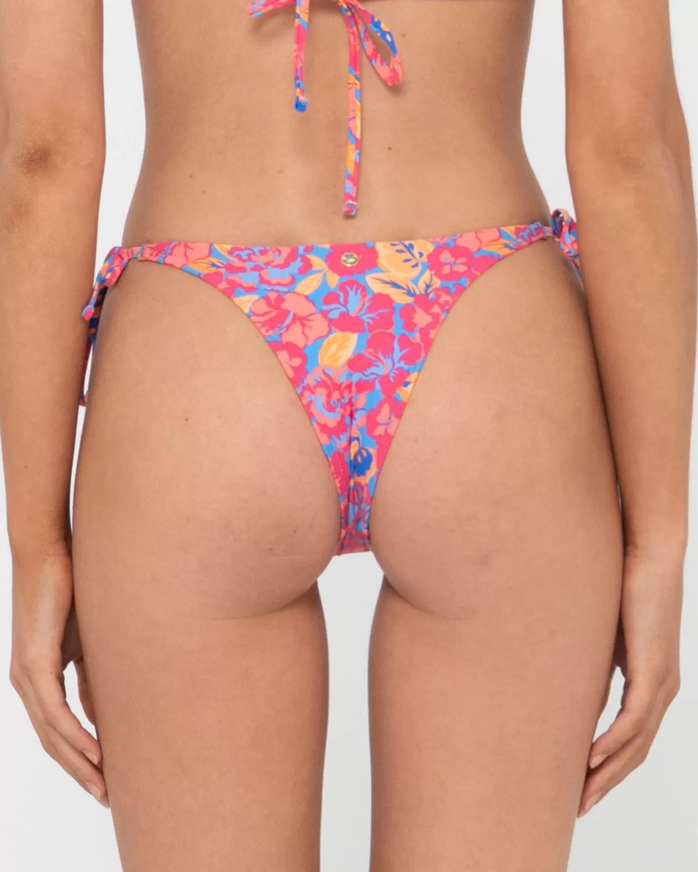 Mujer Rusty Braguitas De Bikini Brasilenas Con Lazo Lateral Y Estampado Rio Hibiscus