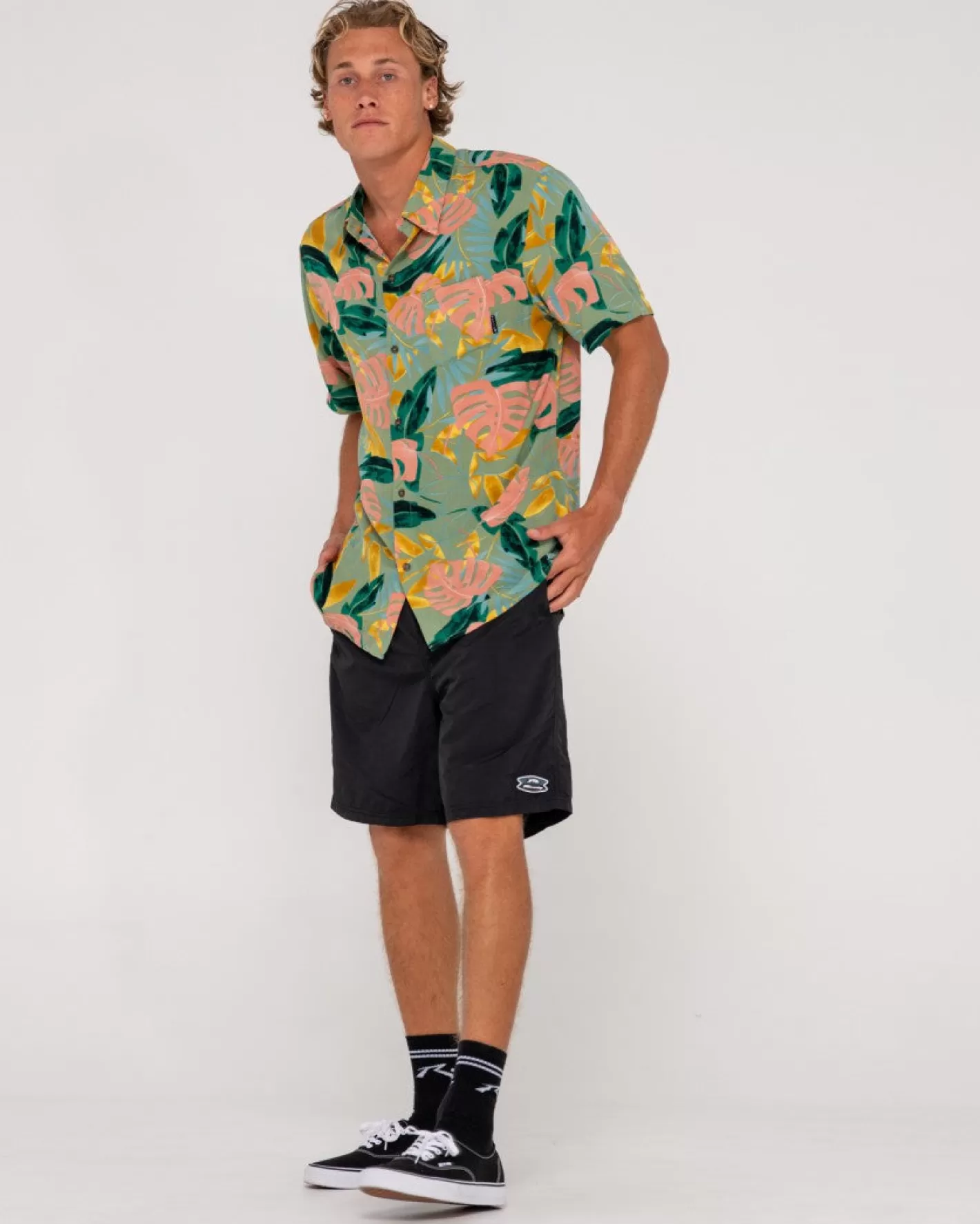 Hombre Rusty Camisa De Manga Corta De Corte Relajado Pastel Paradise