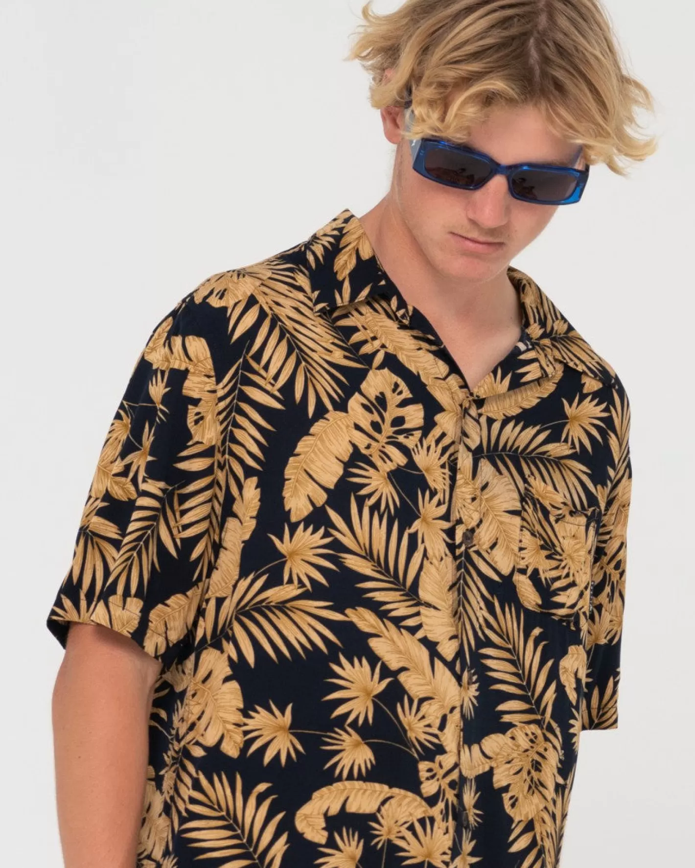 Hombre Rusty Camisa Estampada De Manga Corta Night Swim