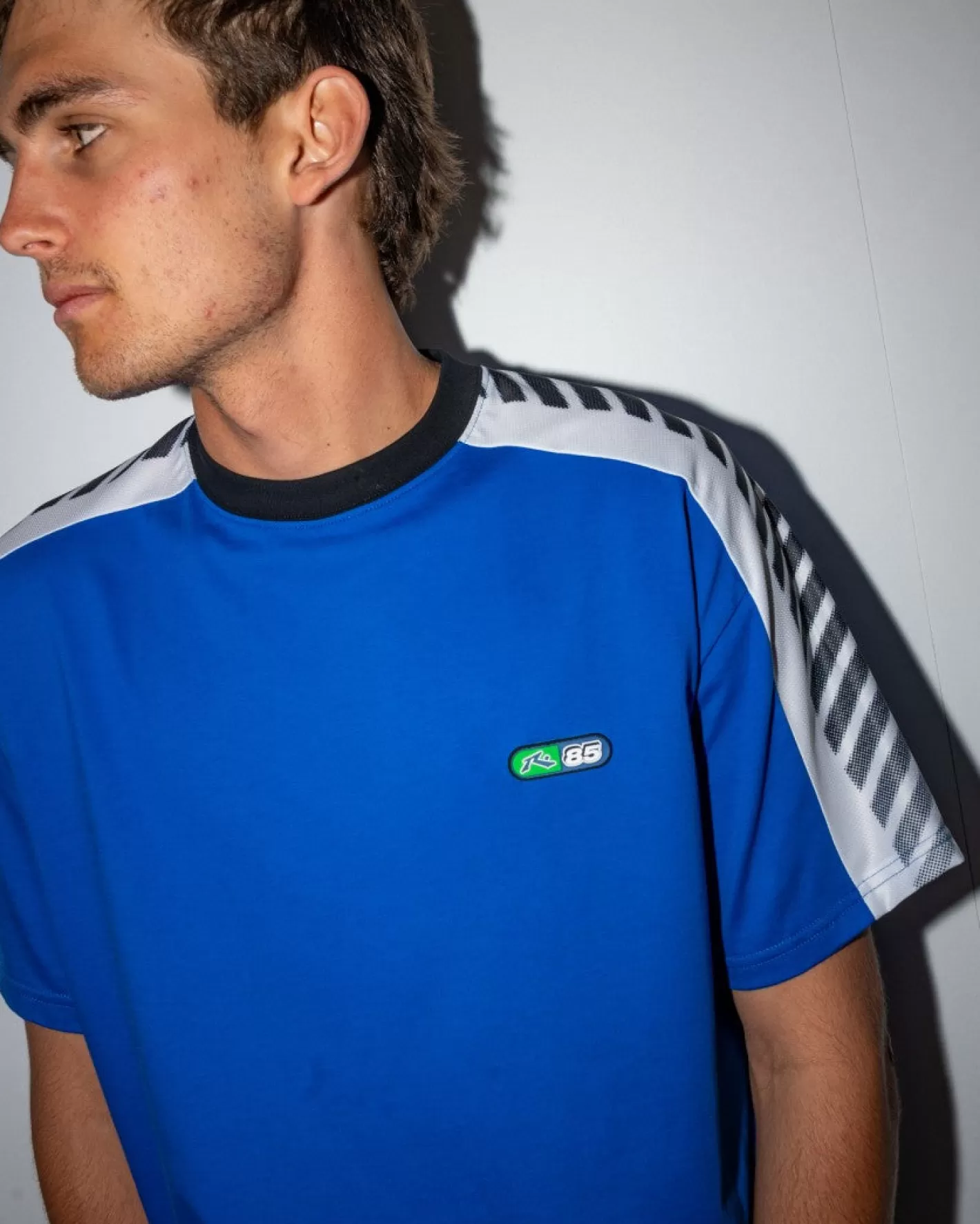 Hombre Rusty Camiseta Con Panel De Malla En Los Hombros De Crave The Grave