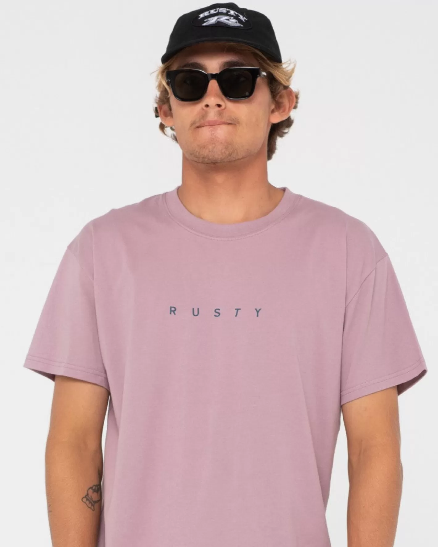 Hombre Rusty Camiseta De Manga Corta Con Corte Corto