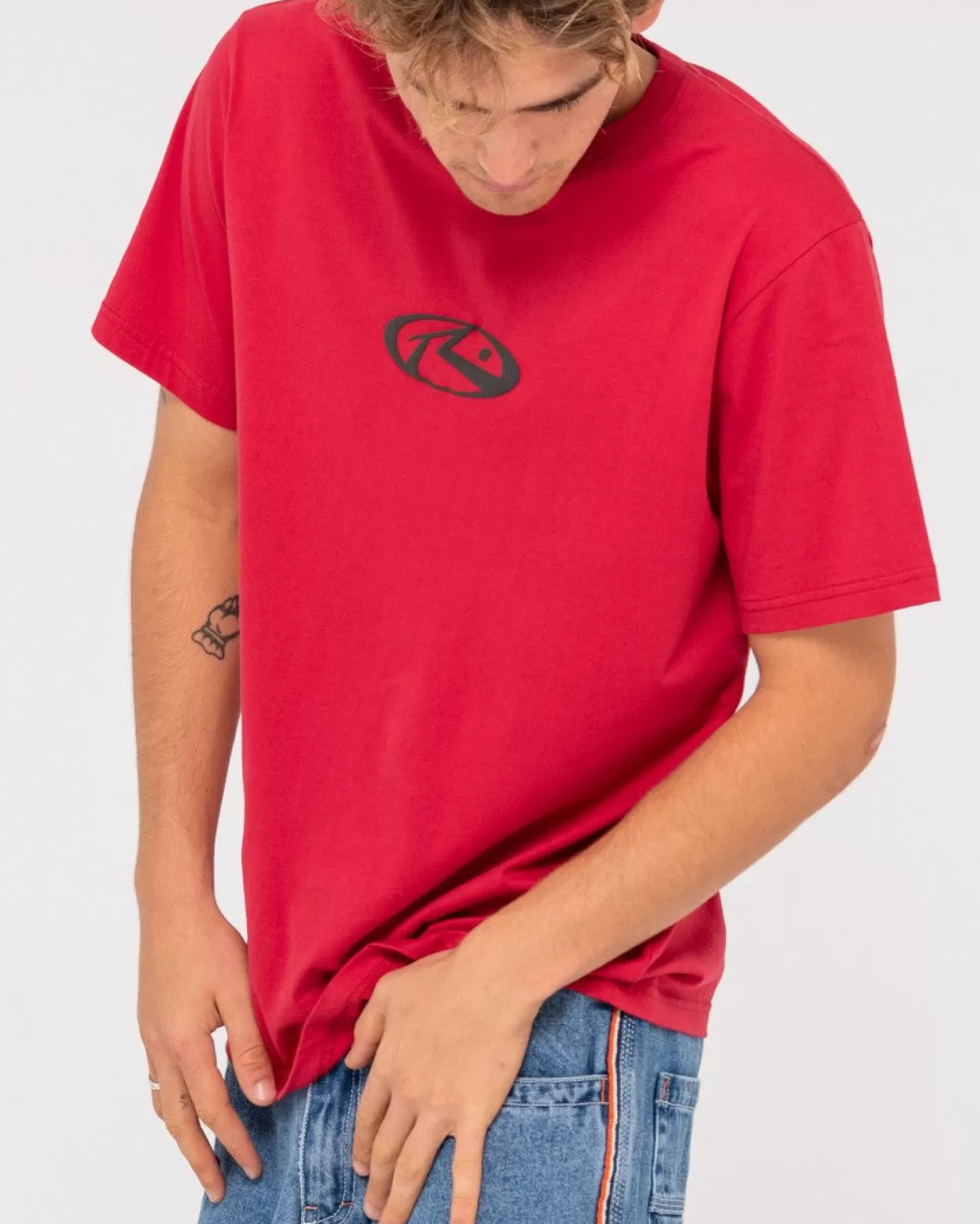 Hombre Rusty Camiseta De Manga Corta Con Grafico Shutdown