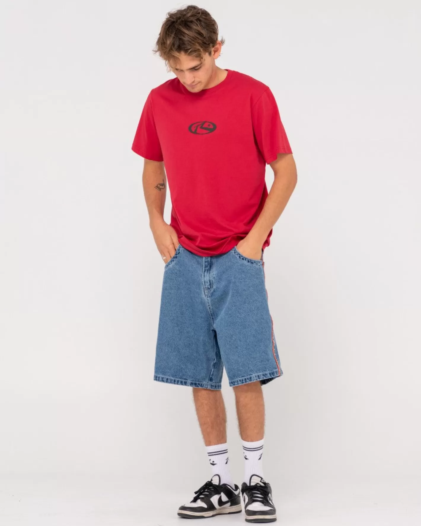 Hombre Rusty Camiseta De Manga Corta Con Grafico Shutdown