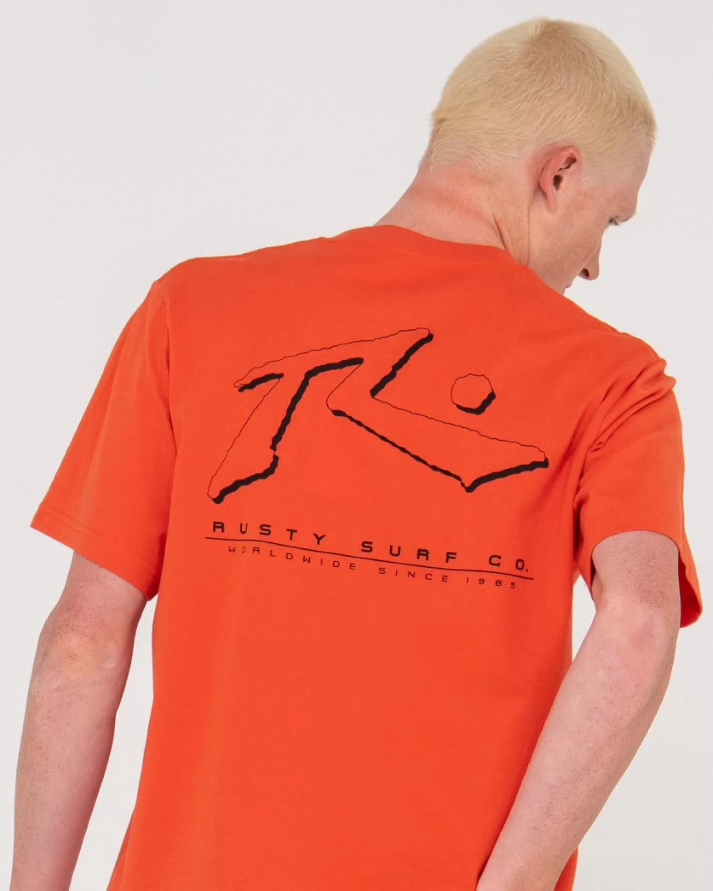 Hombre Rusty Camiseta Grafica De Manga Corta Sleds And Meds