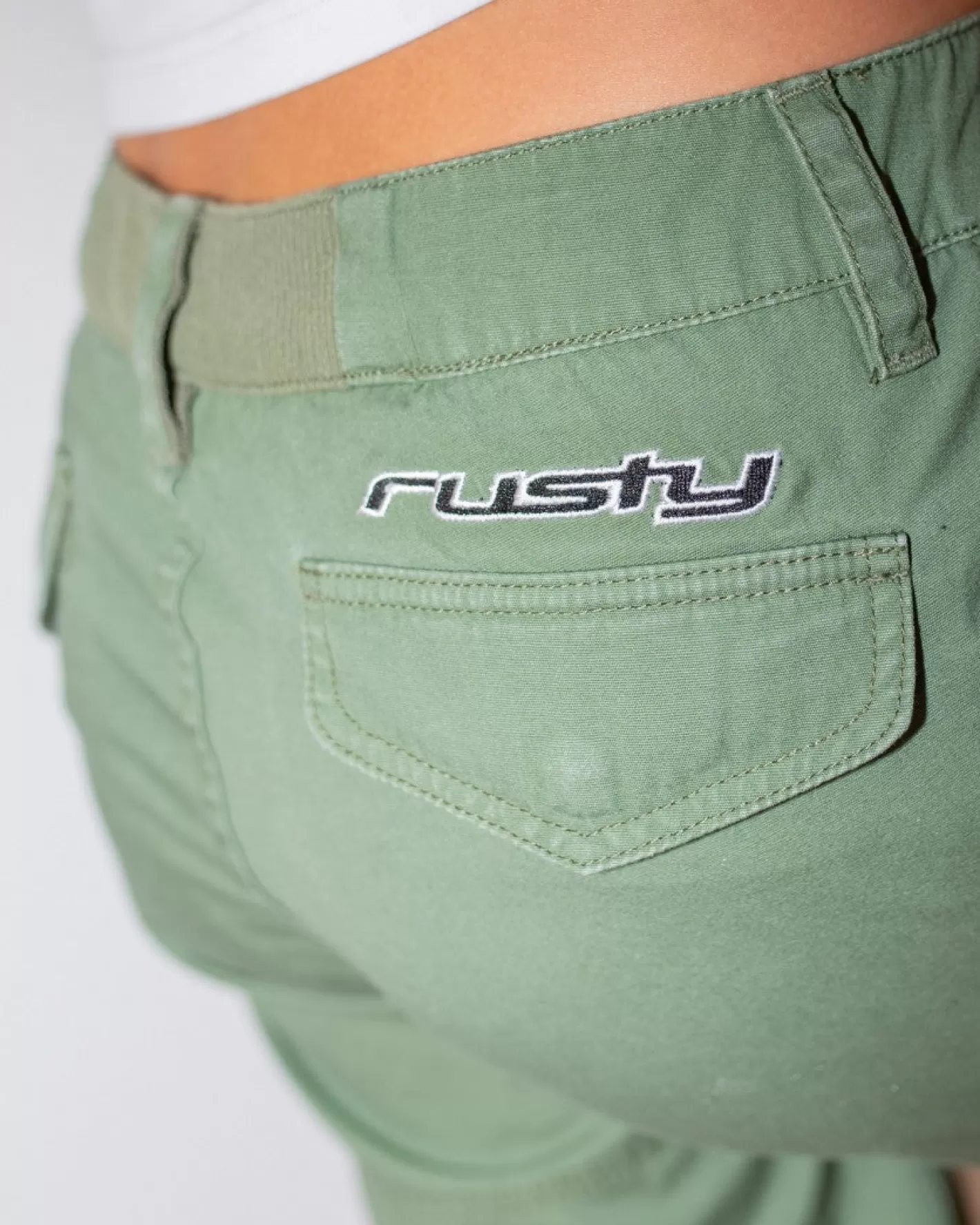 Mujer Rusty Pantalon Corto De Lona De Talle Bajo Cadet