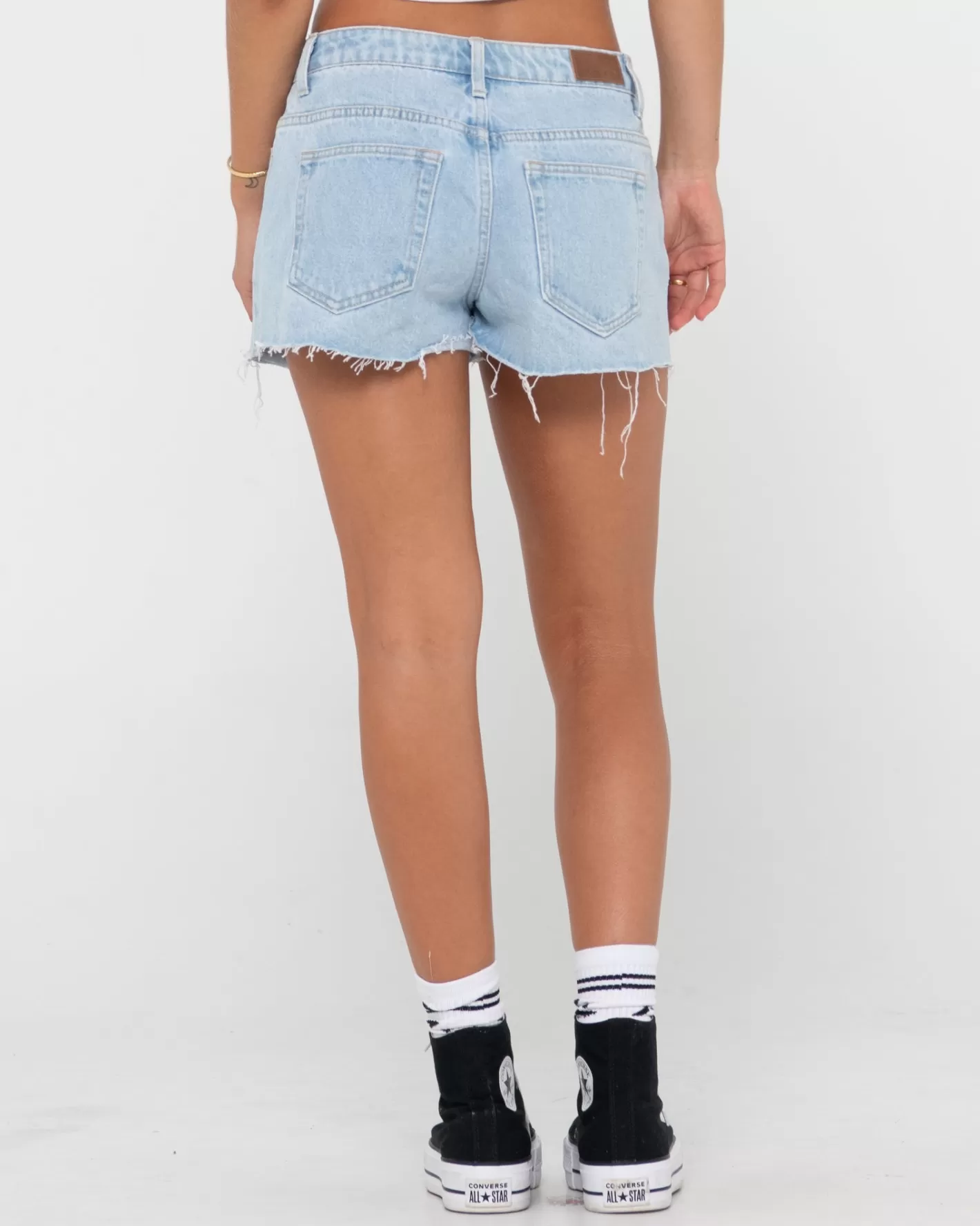 Mujer Rusty Pantalon Corto De Mezclilla Deshilachado De Talle Bajo Malta