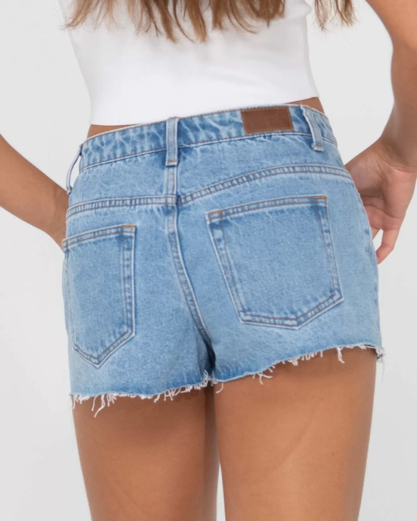 Mujer Rusty Pantalon Corto De Mezclilla Deshilachado De Talle Bajo Malta