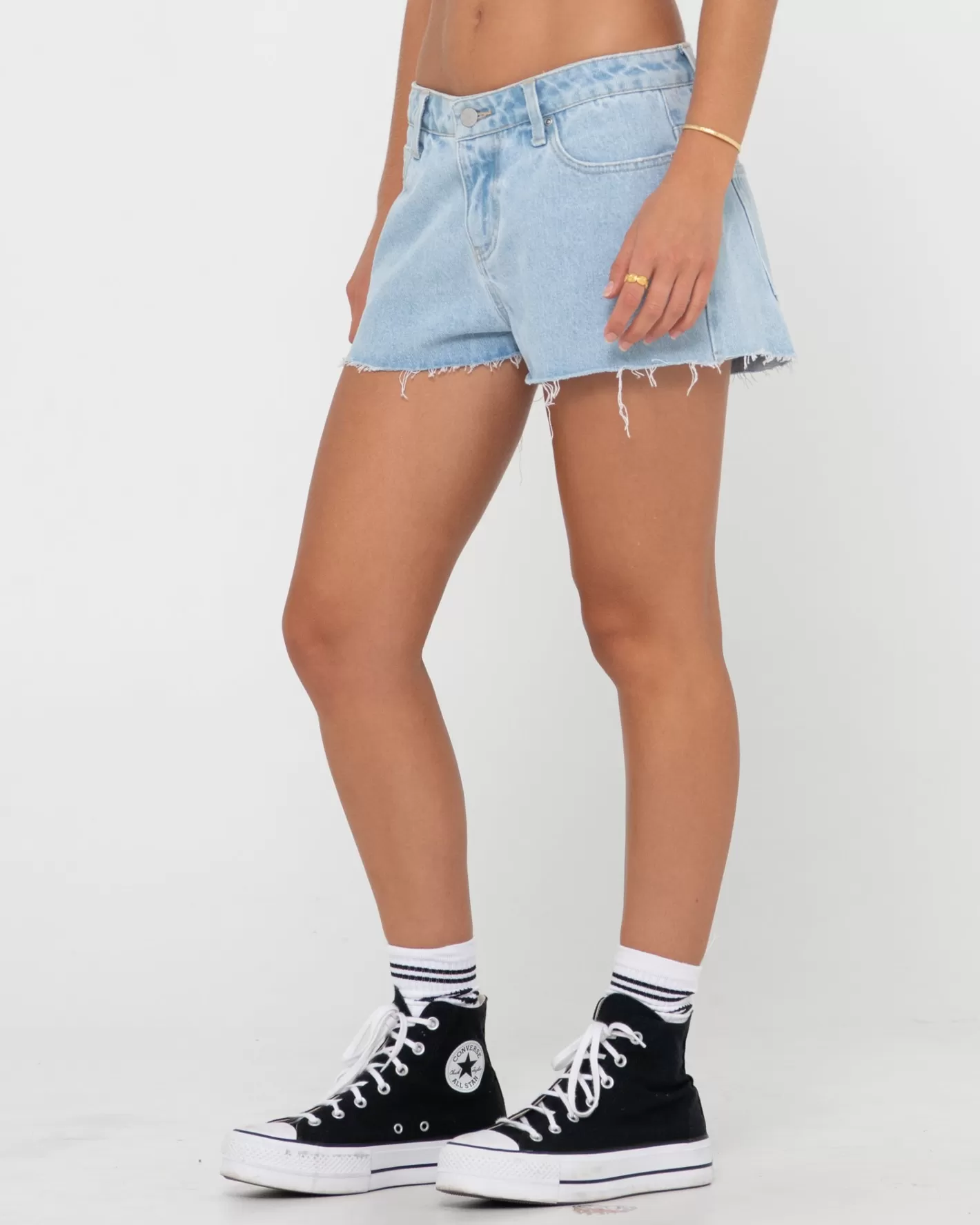 Mujer Rusty Pantalon Corto De Mezclilla Deshilachado De Talle Bajo Malta