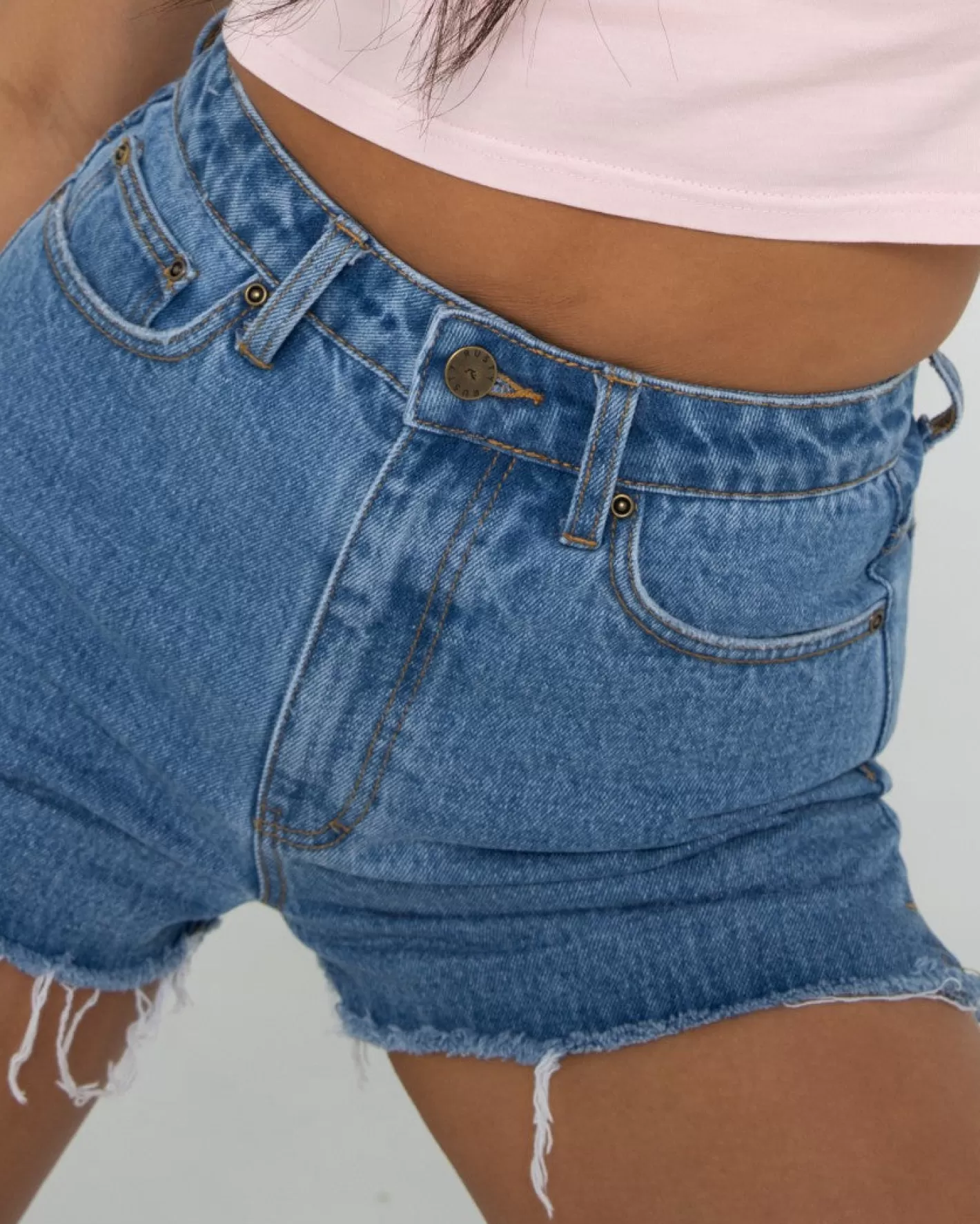 Mujer Rusty Pantalon Corto Vaquero De Talle Alto Acampanado Penny Kick