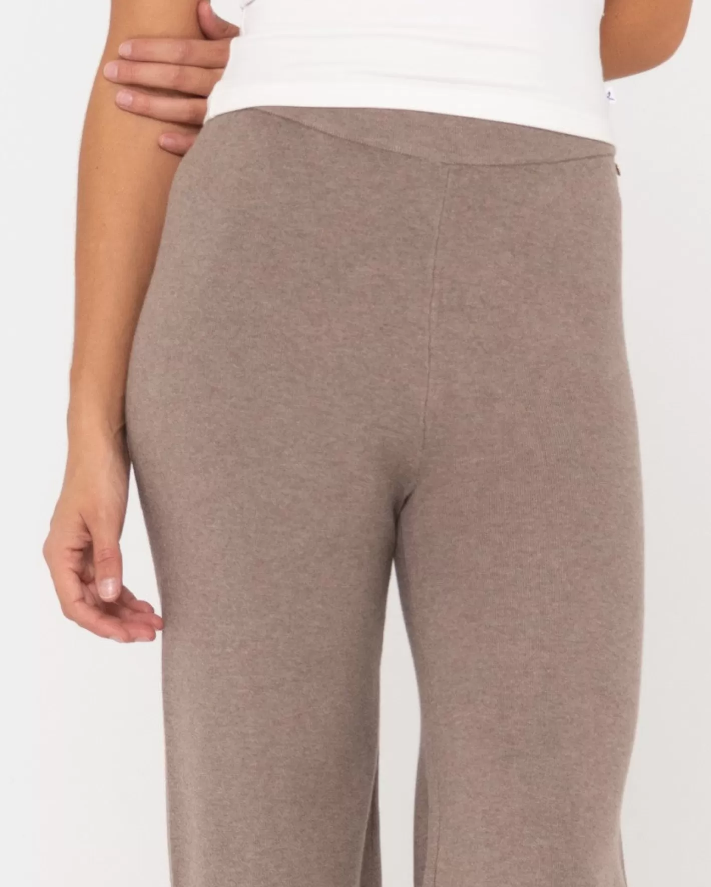 Mujer Rusty Pantalon De Punto Con Pernera Ancha Y Talle Alto Amelia