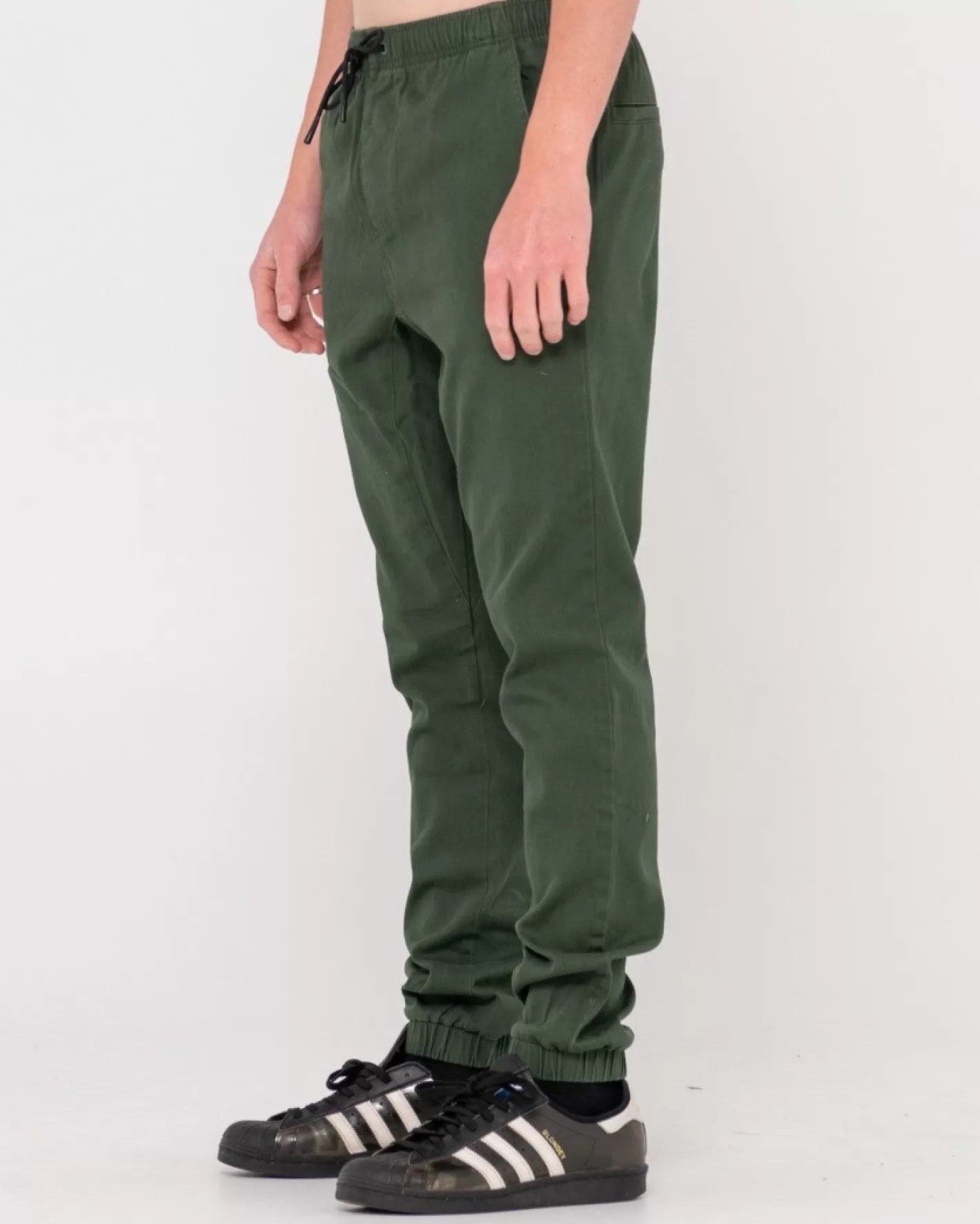 Hombre Rusty Pantalon Elastico De Corte Slim Con Gancho