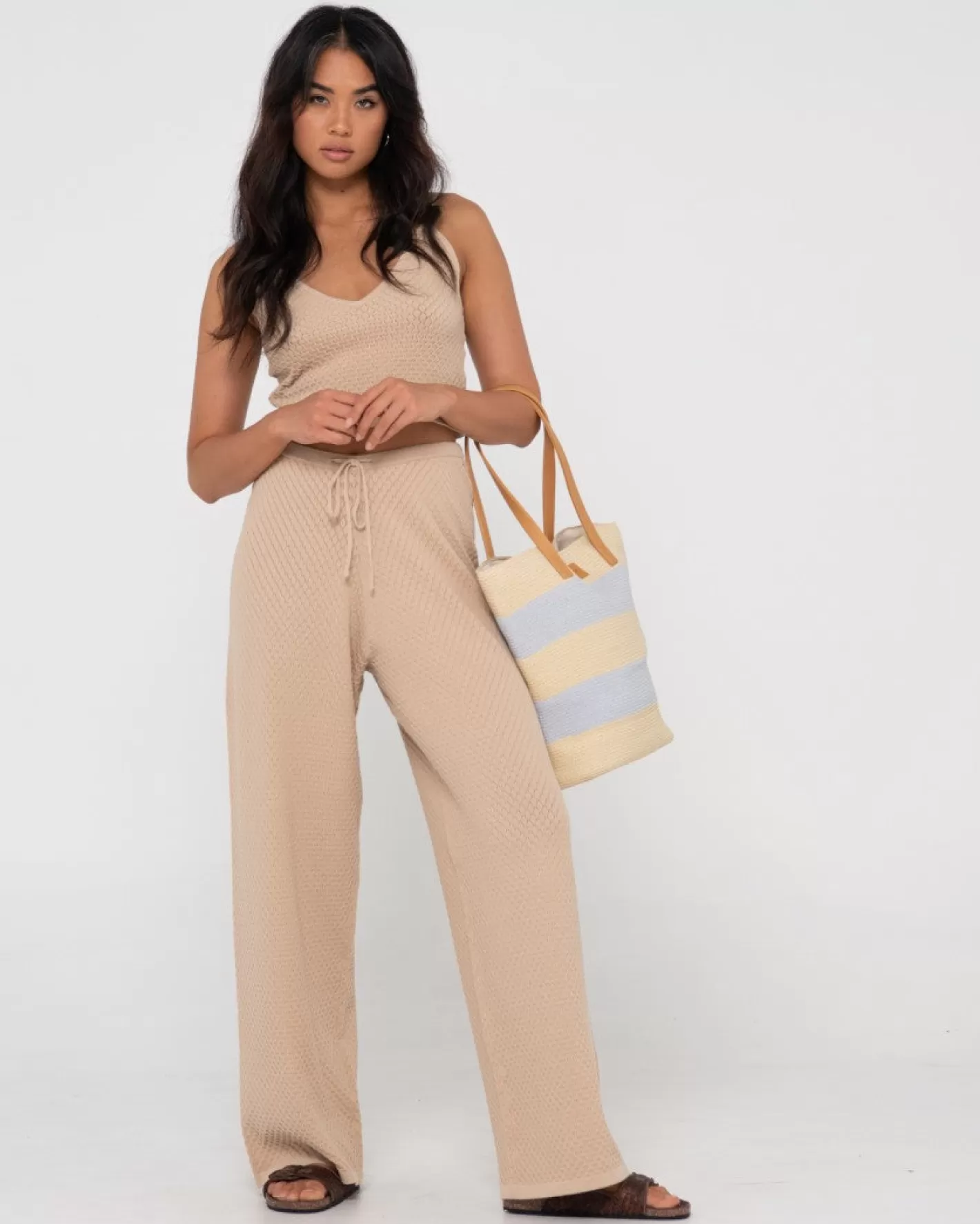 Mujer Rusty Top Corto De Tirantes De Punto Con Cuello En V Florence