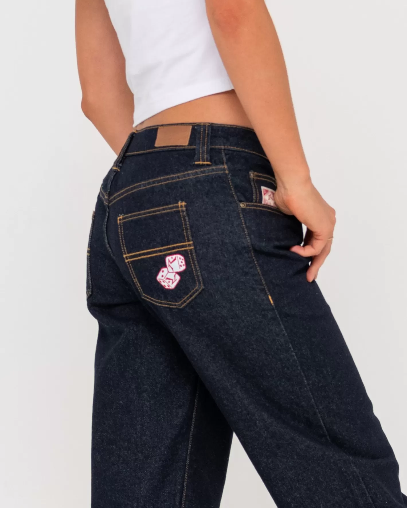 Mujer Rusty Vaqueros De Mezclilla Con Pernera Recta Y Talle Muy Bajo